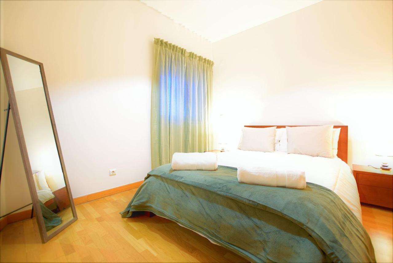 Ferienwohnung Marina De Albufeira T1 Ate 2 Pax Ou T2 Ate 6 Pax Com Piscina E Vista Marina Exterior foto